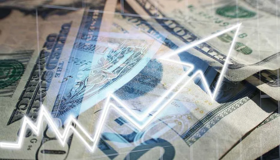 1140-minimum-wage-increase-arrow-cash