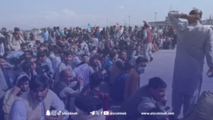 كيف أُجبرت بريطانيا على استقبال آلاف اللاجئين الأفغان بسبب خطأ فادح؟