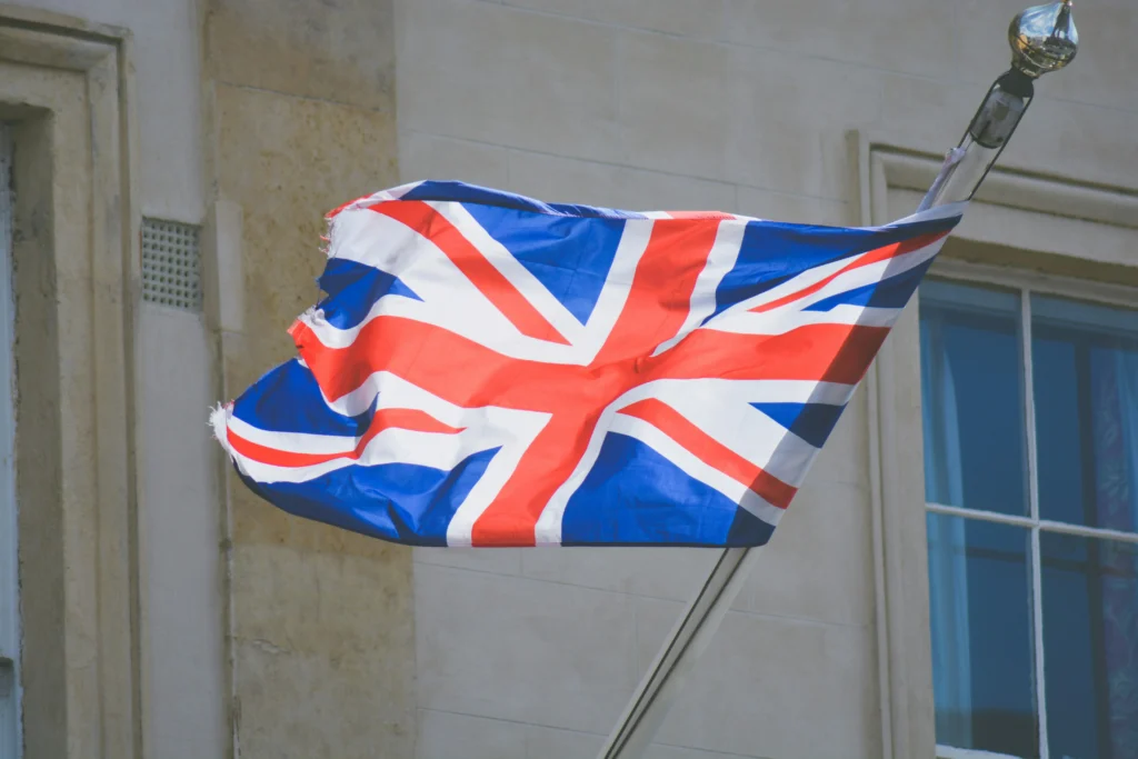 خطة "BritCard": هل تقترب بريطانيا من فرض الهوية الرقمية؟