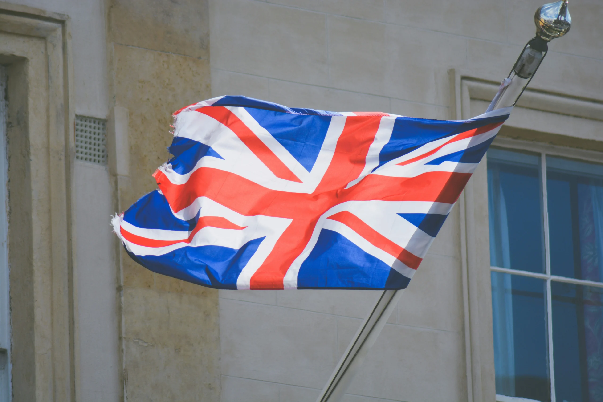خطة "BritCard": هل تقترب بريطانيا من فرض الهوية الرقمية؟