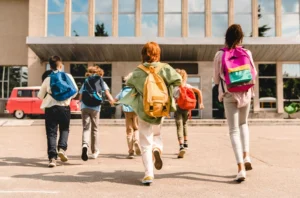 تحذير صحي عاجل قبل عودة الطلاب إلى المدارس في بريطانيا