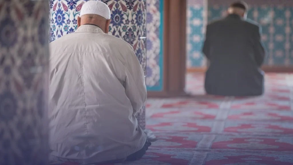 Combining Maghrib and Isha in UK Summer: Sign Returns, Hardship Persists