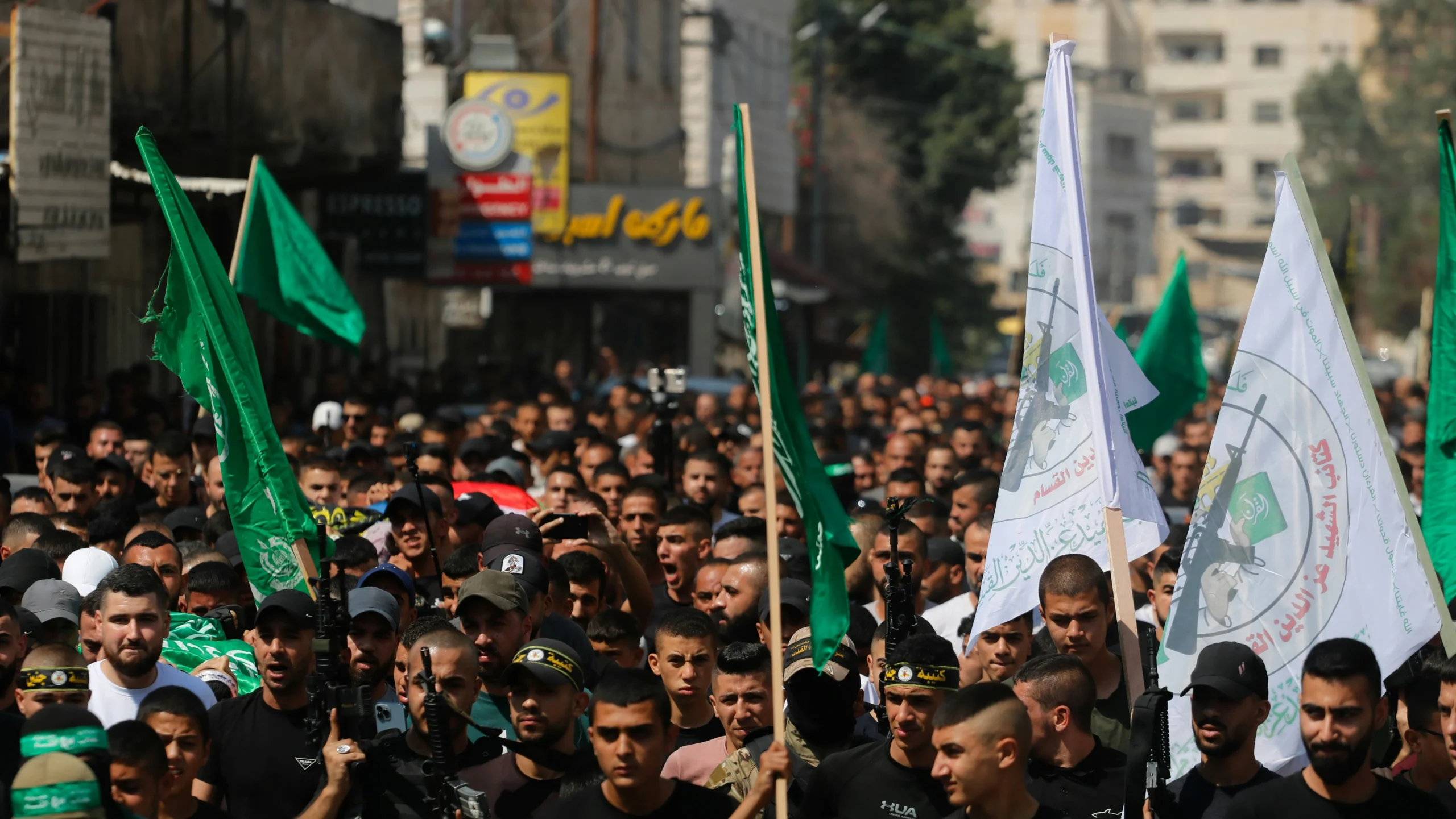 diana-khwaelid-V9Hbaa_M9fk-unsplash