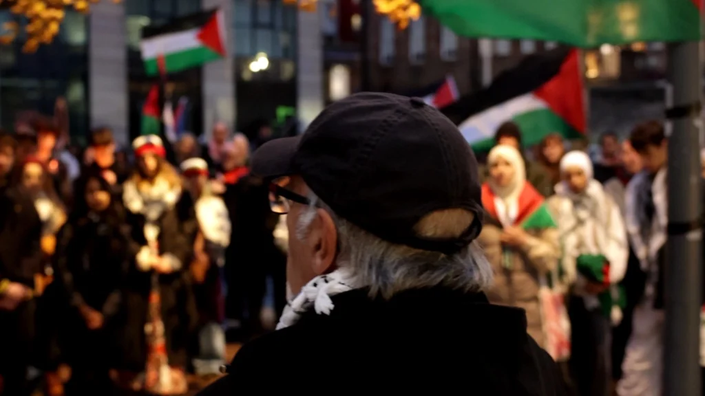 وقفة " أصوات لأجل فلسطين " أمام البرلمان البريطاني اليوم