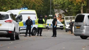 عاجل: حادثة طعن داخل كنيس يهودي في مانشستر