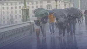 طقس بريطانيا: أمطار غزيرة متوقعة قد تنهي موجة الجفاف
