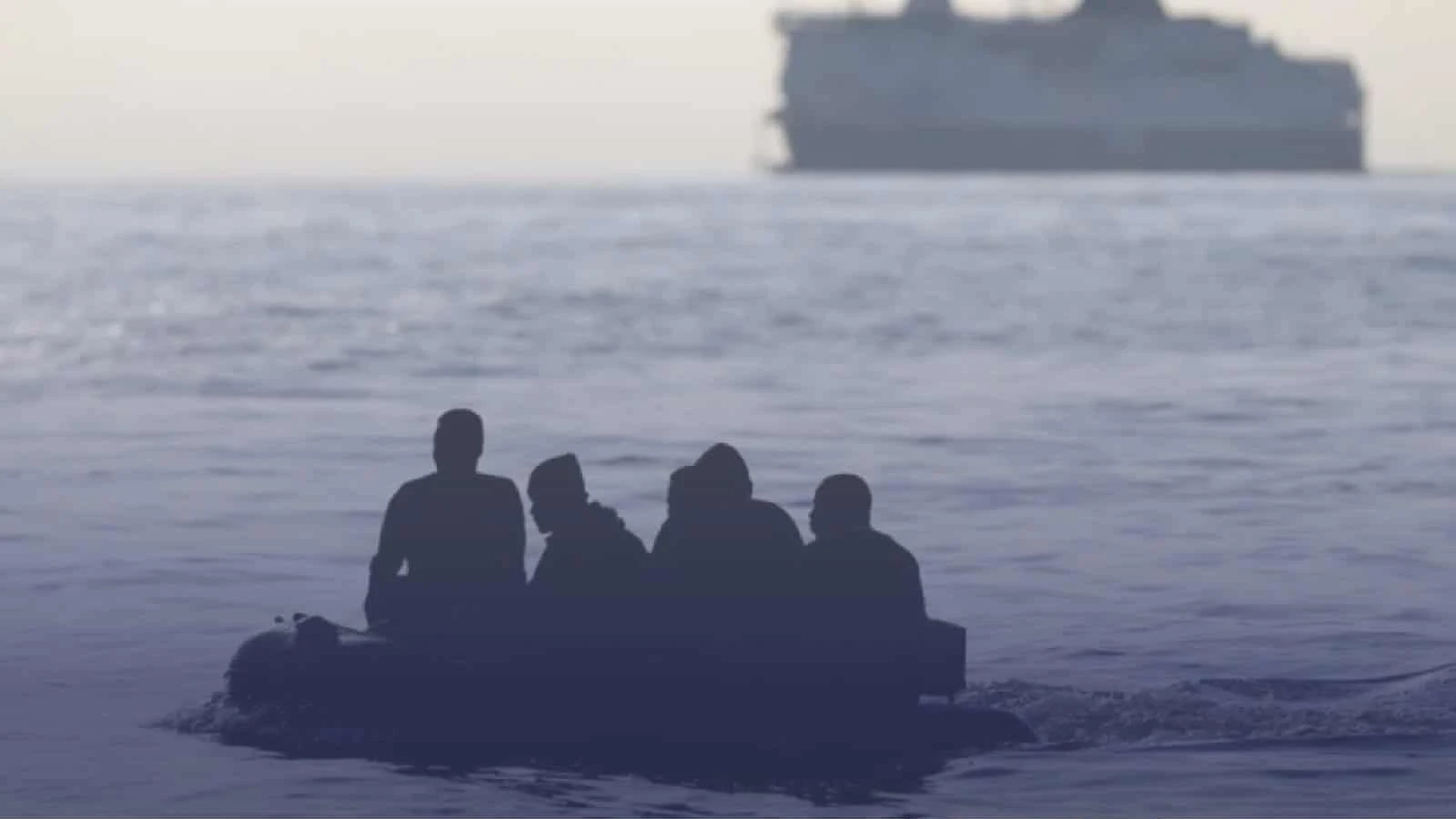 الداخلية البريطانية تخصص 1.8 مليون باوند لإعادة إدماج مهاجرين مرحلين إلى الجزائر وسريلانكا