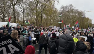 من لندن إلى غزة… مظاهرة واسعة ترفع صوت التضامن مع الشعب الفلسطيني