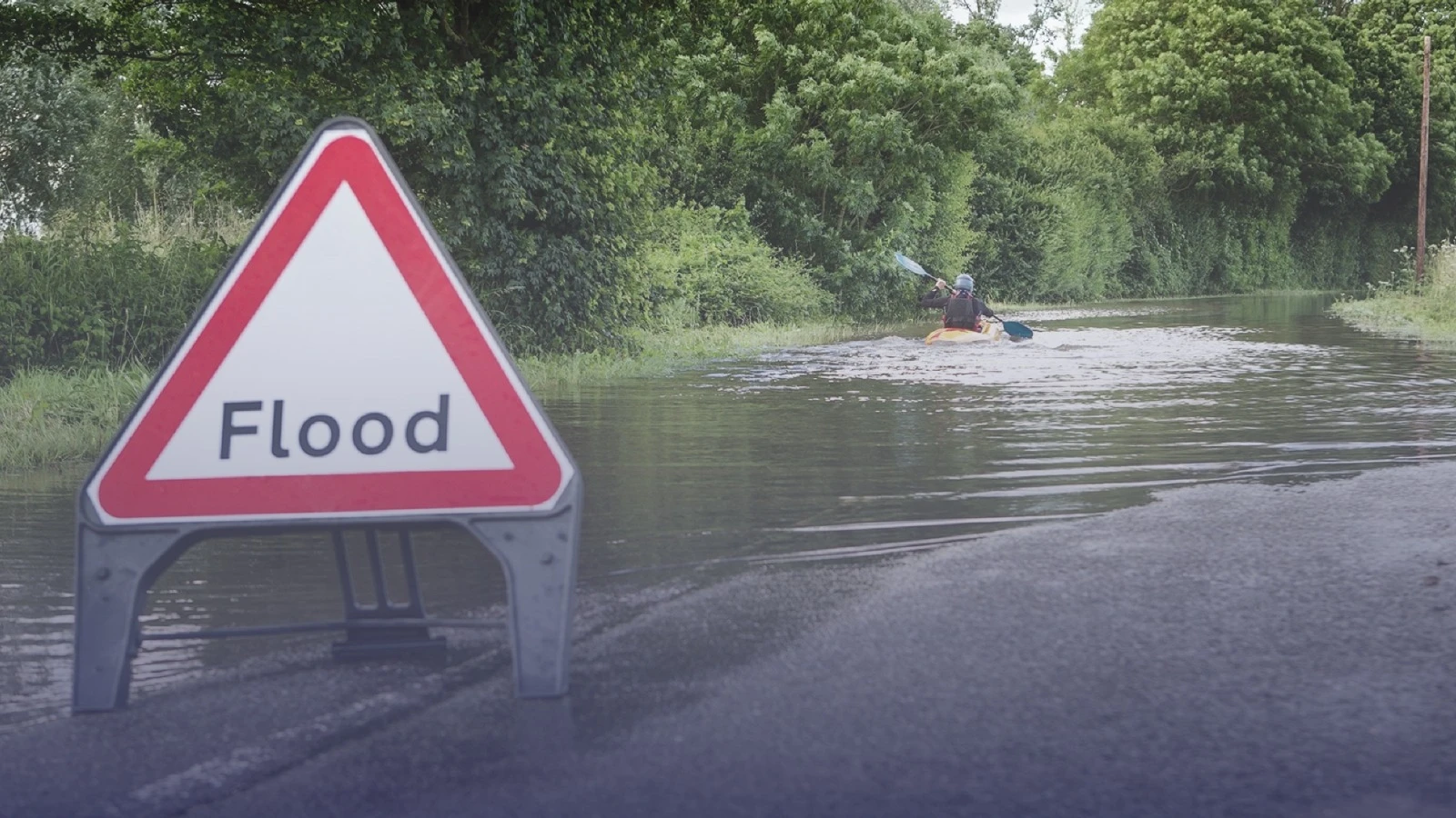 موجة أمطار جديدة تضرب بريطانيا وتحذيرات من فيضانات في عدة مناطق
