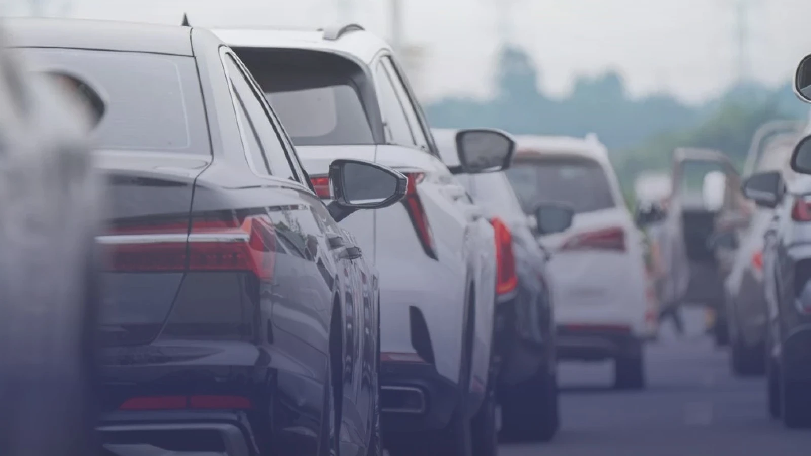 تغييرات كبرى في قوانين القيادة ببريطانيا لعام 2026: ماذا يجب أن يعرف السائقون؟