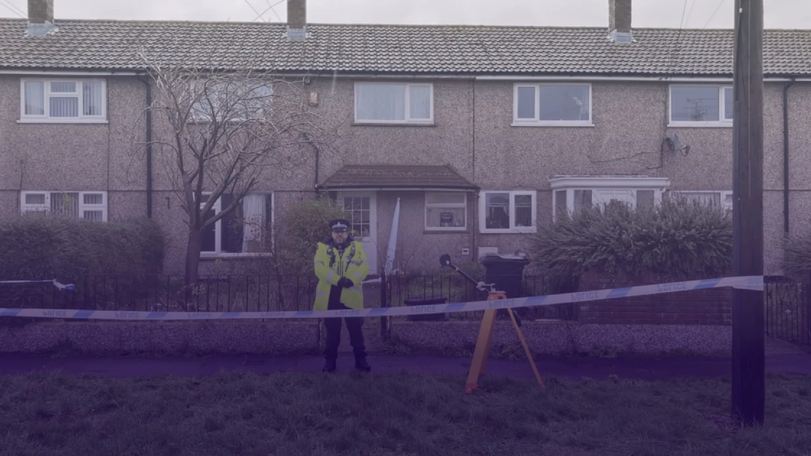 اعتقال فتاة عمرها 13 عامًا في سويندون للاشتباه بقتل امرأة خمسينية