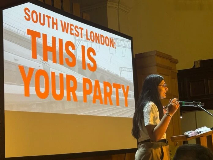 كوربين يدعو للوحدة مع انطلاق المؤتمر الأول لحزبه الجديد في ليفربول