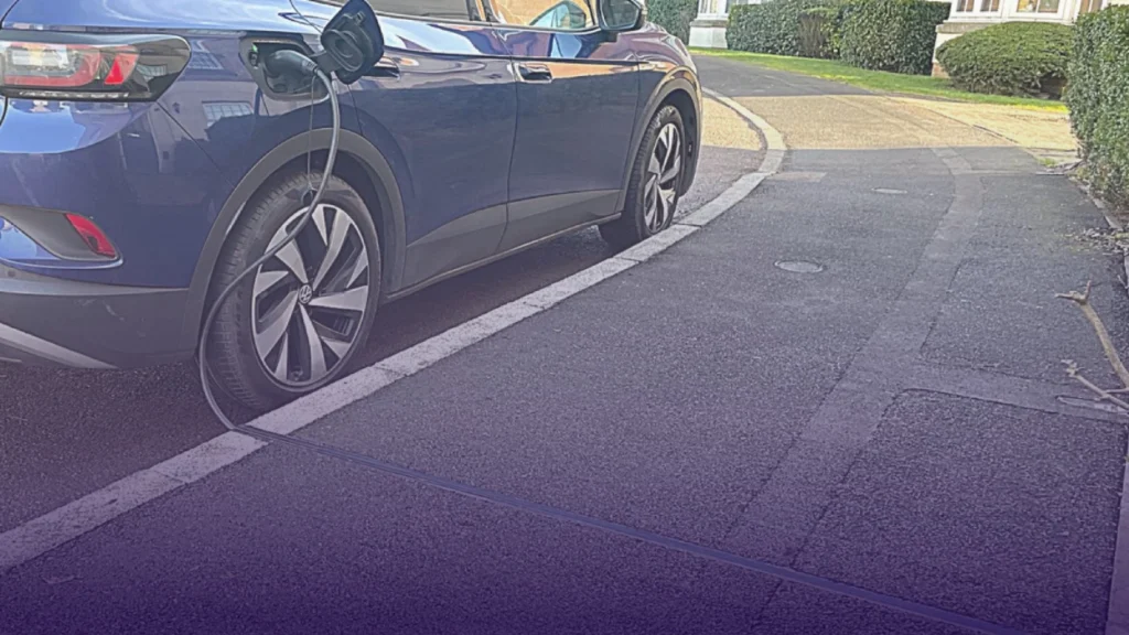 السيارات الكهربائية, قواعد المرور, شحن السيارات الكهربائية, الحكومة البريطانية, النقل في بريطانيا