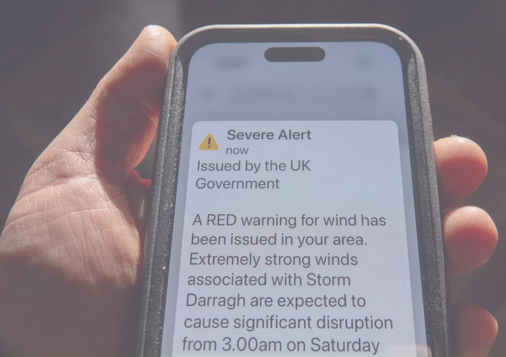 الأرصاد تحذر: أمطار غزيرة خلال 24 ساعة وفيضانات تضرب بريطانيا