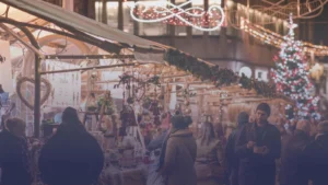 أفضل 10 أسواق لعيد الميلاد في بريطانيا لعام 2025: دليل كامل لأكثر المدن احتفالًا