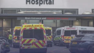 هيئة الصحة NHS في حالة تأهب بعد صدور بيانات جديدة عن الإنفلونزا واستمرار إضراب الأطباء