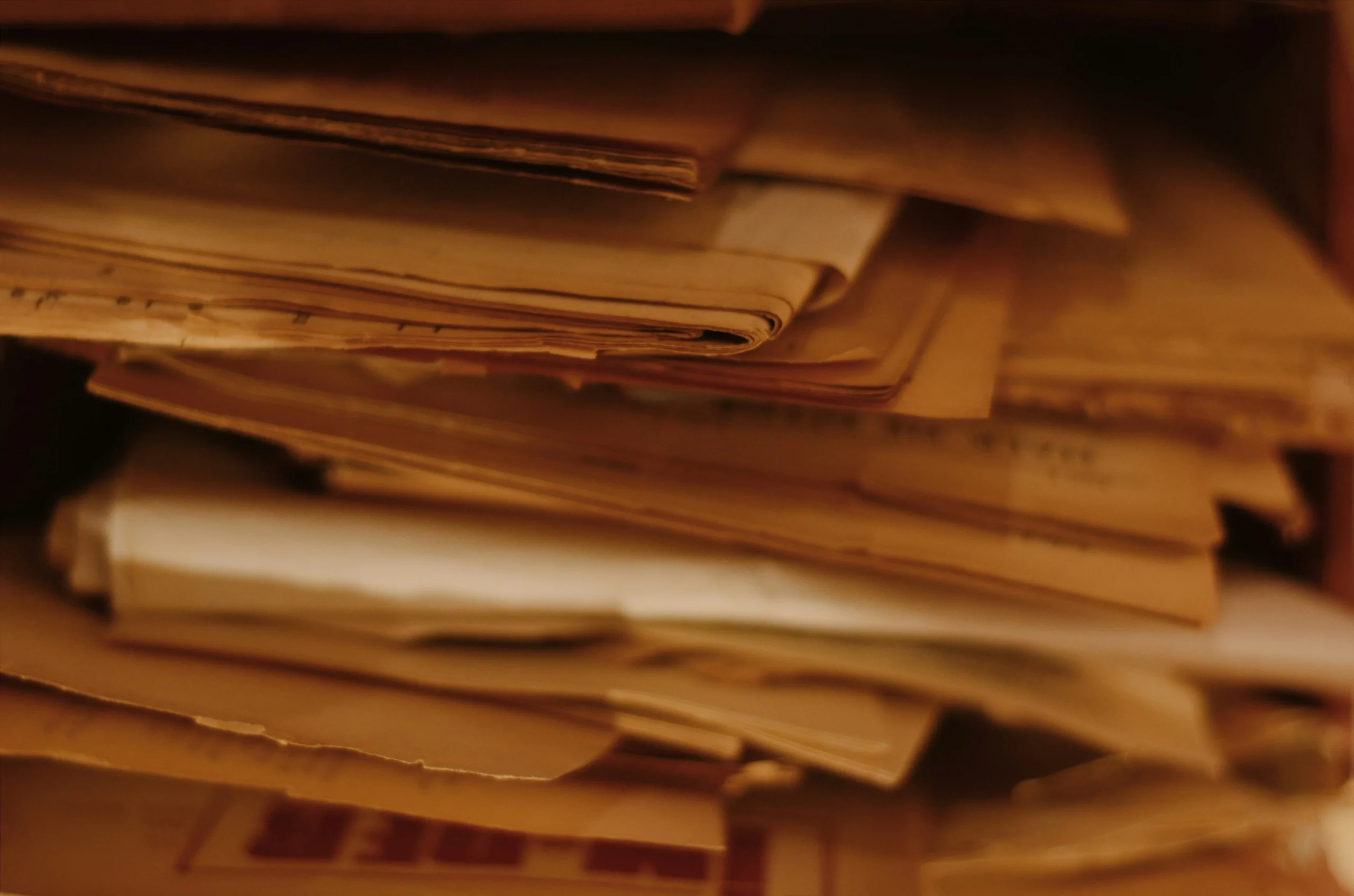 بريطانيا تُنهي سجل الاعتراضات على رواتب كبار التنفيذيين وسط تحذيرات من تراجع الشفافية