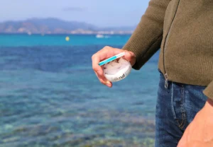 دراسة تحذّر من انتشار إدمان أكياس النيكوتين وسط المراهقين في بريطانيا