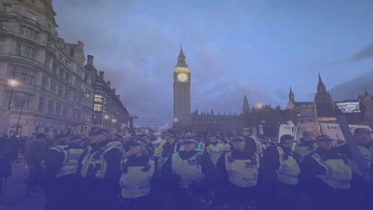 تحرك قانوني ضد شرطة لندن بسبب تقاعسها عن منع احتجاج معادٍ للمسلمين