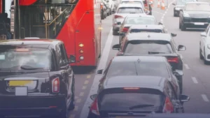 قرية في ويلز تستقطب المتقدمين لاختبار قيادة السيارات لهذا السبب