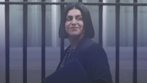 وزيرة الداخلية البريطانية ترفض مزاعم «طمس الهوية الحضارية» بسبب الهجرة