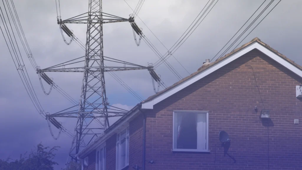 متى يمكن للأسر البريطانية الحصول على كهرباء مجانية؟