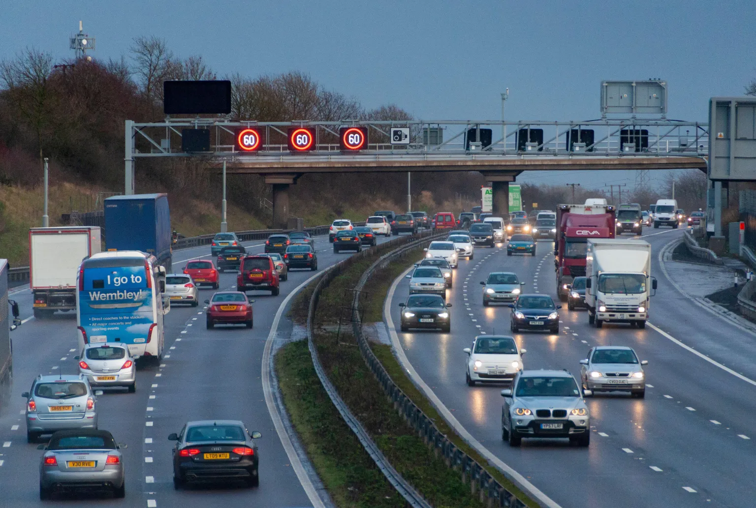 خلل تقني في كاميرات السرعة قد يفتح باب التعويضات لآلاف السائقين