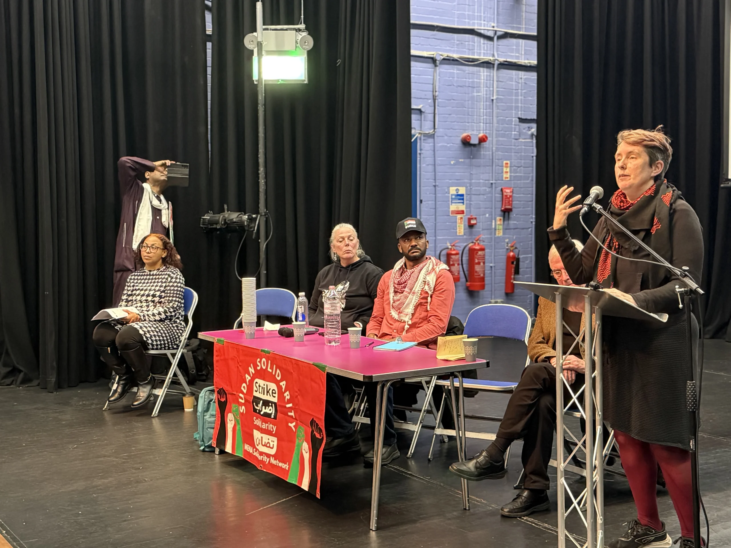 مؤتمر تضامني في لندن يدعو إلى وقف تسليح الحرب في السودان وحماية اللاجئين والصحفيين