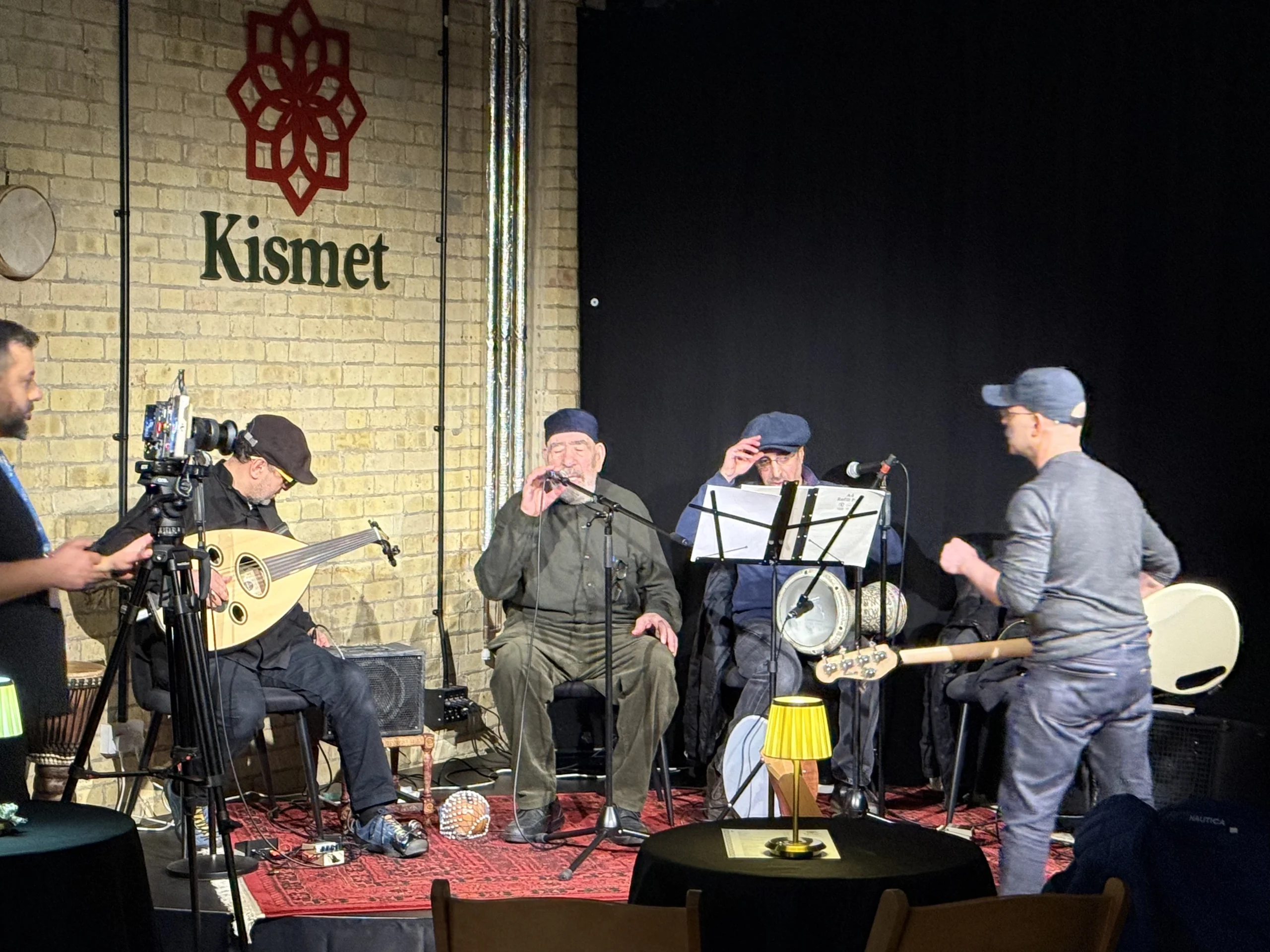 سهرة أمازيغية في لندن تستحضر الهوية والذاكرة وتربط الفن بالتضامن الإنساني