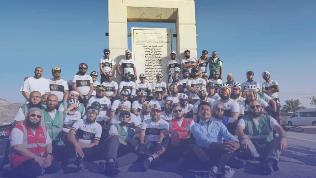 دراجون مسلمون بريطانيون يحيون طريق الهجرة التاريخي دعمًا لفلسطين