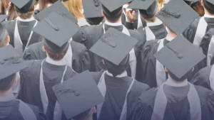 أزمة البطالة تتفاقم في بريطانيا.. وأكثر من 700 ألف خريج يعتمدون على الإعانات