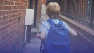 قوانين مدرسية صارمة في بريطانيا قد تُغرم أولياء الأمور 2500 باوند