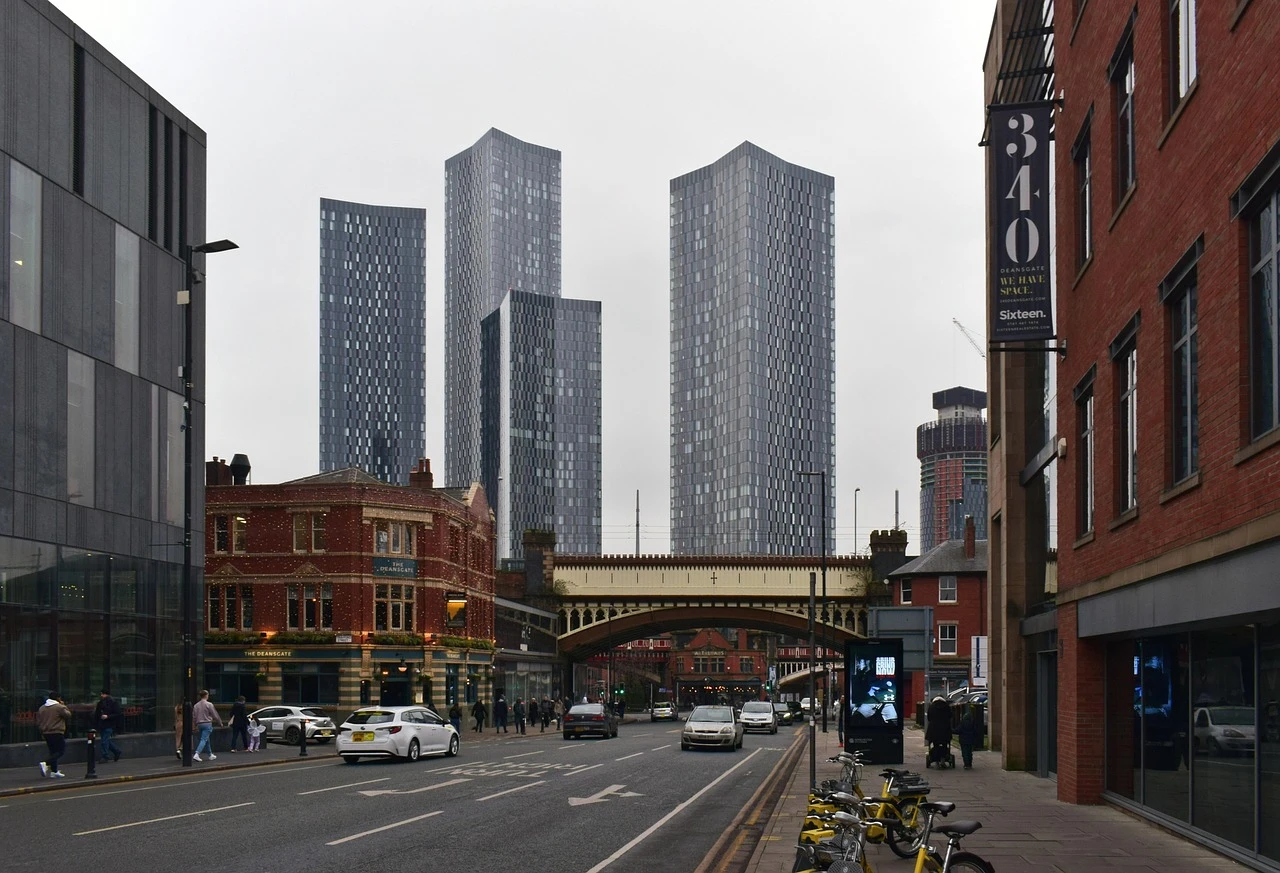 وسط مانشستر يضم ثاني أغلى شارع للإيجار في بريطانيا لعام 2026