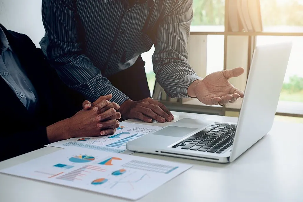 فرص عمل في بريطانيا لمتحدثي اللغة العربية في يناير 2026