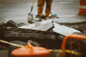 صيانة الطرق تعطل حركة السير في بريطانيا وتكلف الاقتصاد 4 مليارات باوند