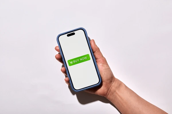 ستارلنك تعيد رسم خريطة الإنترنت في بريطانيا: باقة فضائية بـ 35 باوند تهزّ السوق