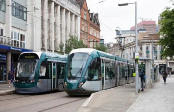 مشروع ترام ليدز بقيمة 2.5 مليار باوند مهدد بالفشل لهذا السبب