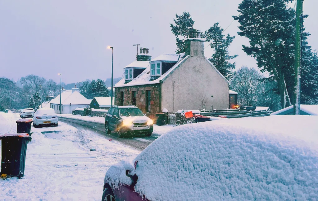 موجة قطبية جديدة تضرب بريطانيا وسط تحذيرات من مخاطر محتملة