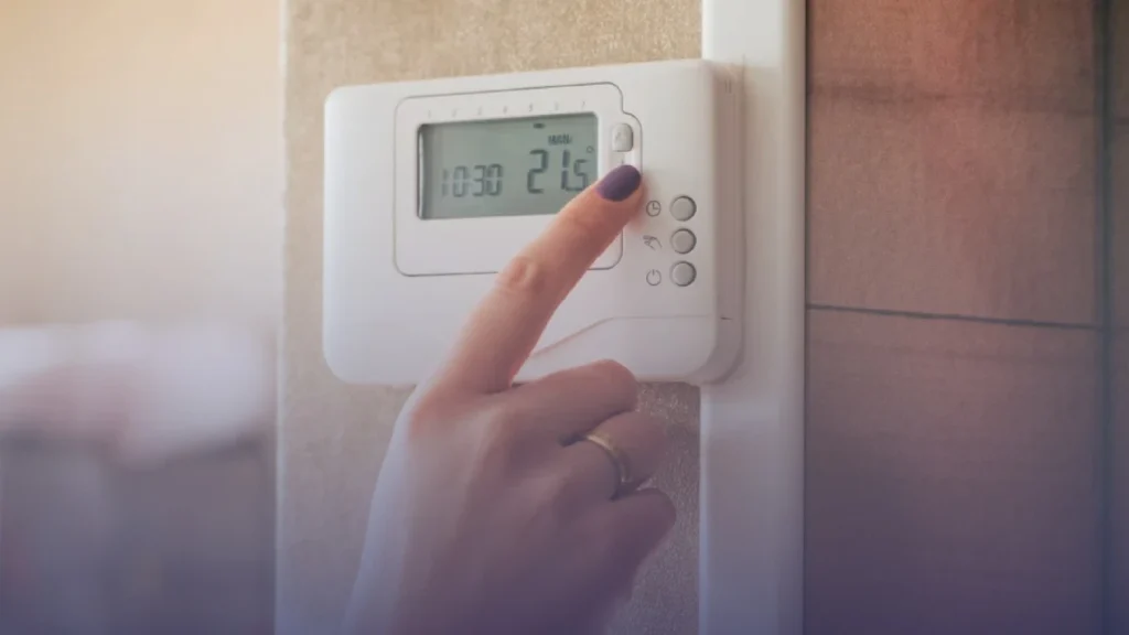 ما درجة الحرارة المثالية لتقليل فاتورة التدفئة هذا الشتاء؟