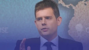 من الليبرالية إلى الإسلاموفوبيا: تحولات مرشح حزب ريفورم مات غودوين