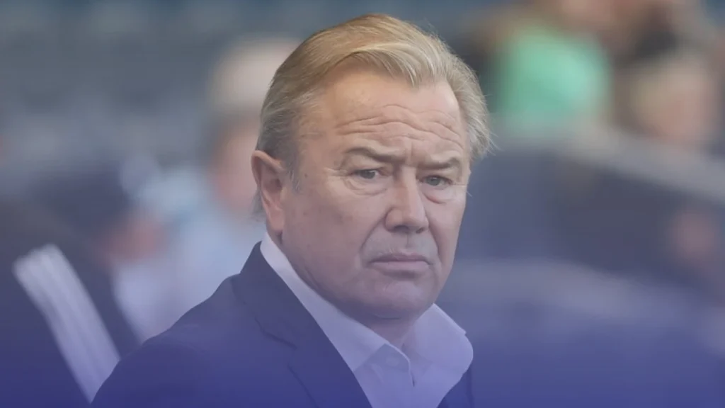 من عرض عمل سعودي إلى اختطاف في المغرب.. كابوس يلاحق مدرب كرة قدم بريطاني