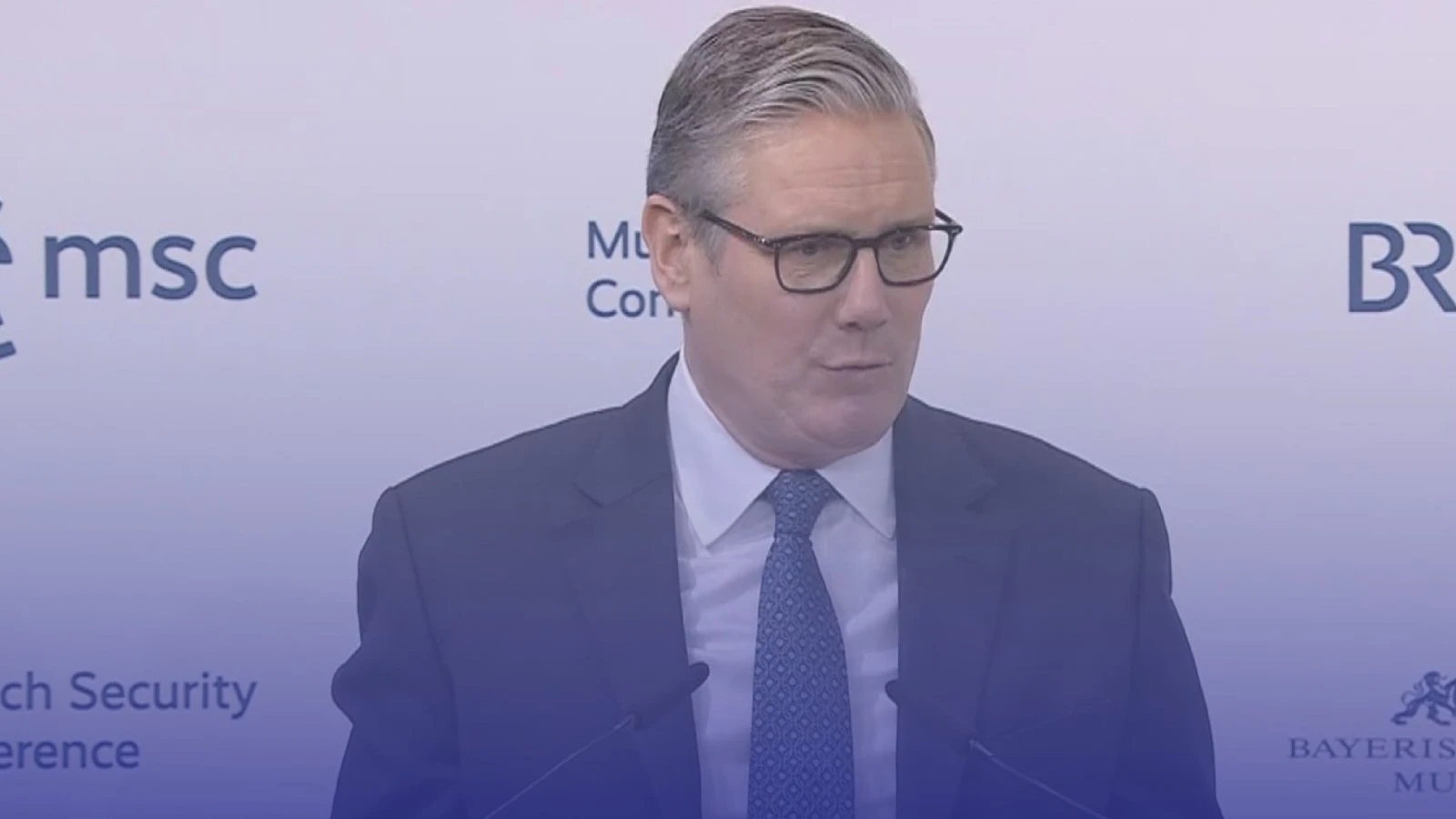 ديلي إكسبرس: كيف استبدل ستارمر سجن عصابات استغلال الأطفال بـ "مجرد تحذيرات"؟