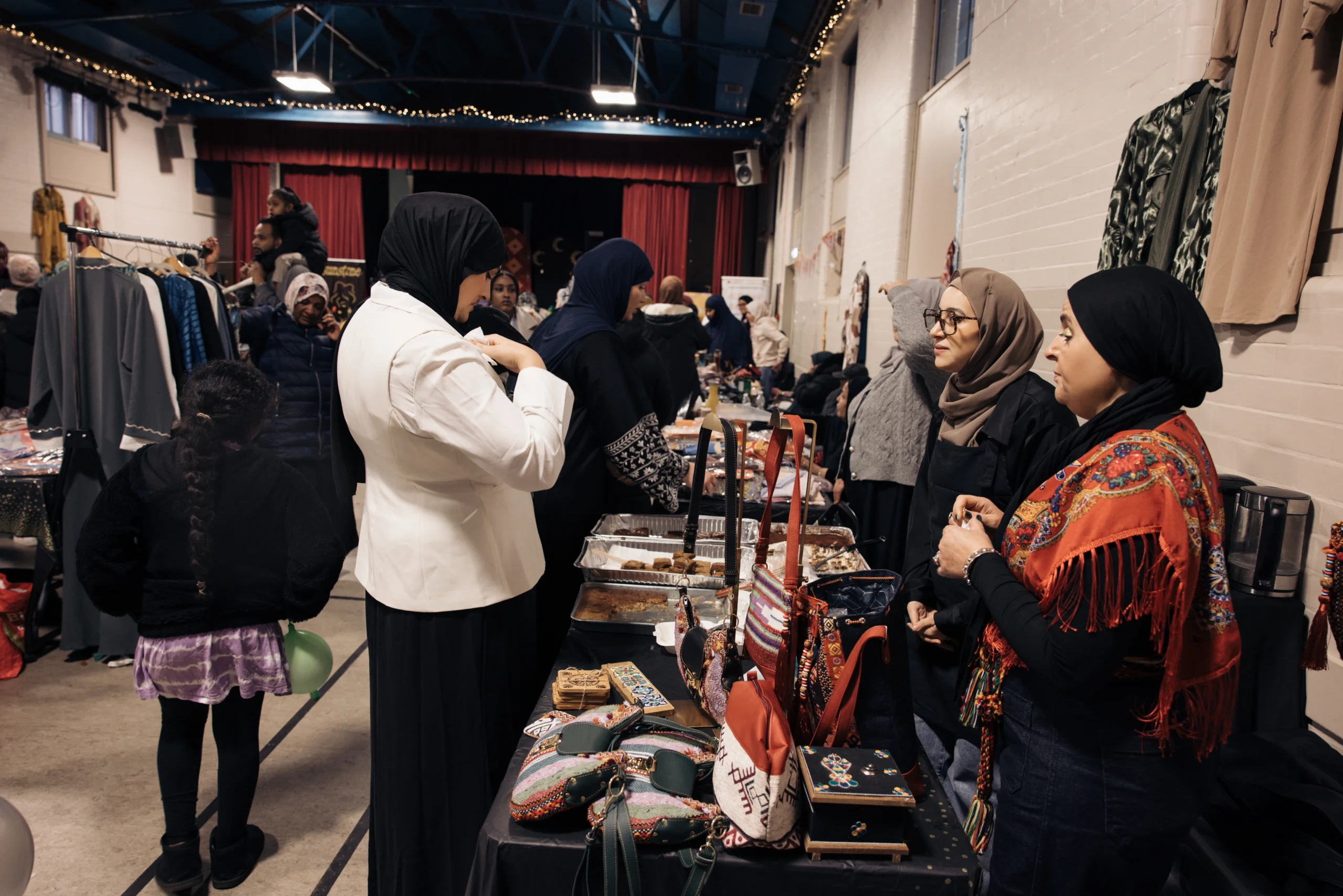 الموسم الرابع من “بازار الفرح” يعزز حضور الجالية السودانية في العاصمة الأسكتلندية أدنبرة