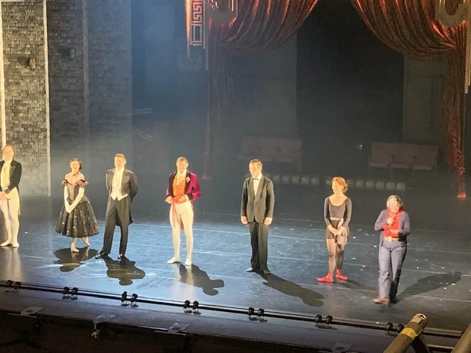 حرية التعبير تحت المساءلة: مجلس محلي يُصعّد ضد عرض مسرحي عن غزة