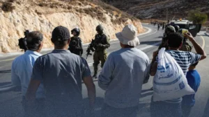 سلموه لإنقاذ شقيقه فاستلموه جثة: مأساة شاب فلسطيني في سجون الاحتلال