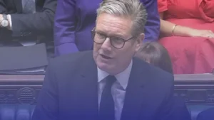 التايمز: لماذا انقلب البريطانيون على ستارمر؟ 5 أسباب وراء تراجع شعبية حزب العمال