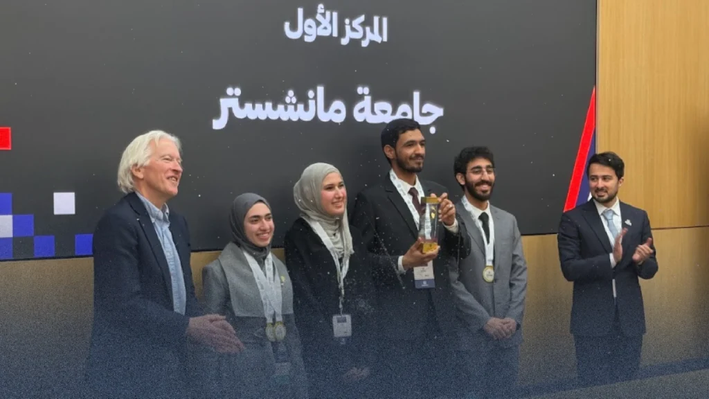 من هم الفائزون بالمراكز الفردية الأولى في مسابقة المناظرات العربية في أكسفورد؟