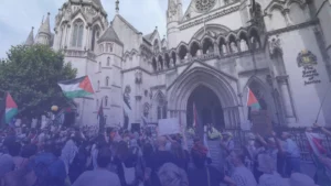 ترحيب واسع في بريطانيا بقرار المحكمة العليا إلغاء حظر حركة "بال أكشن"