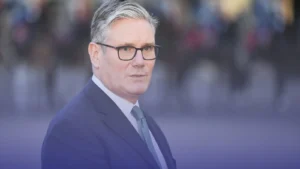 ستارمر في مواجهة الاختبار الصعب: هل تكفي ميزانية الدفاع لمواجهة التهديدات؟