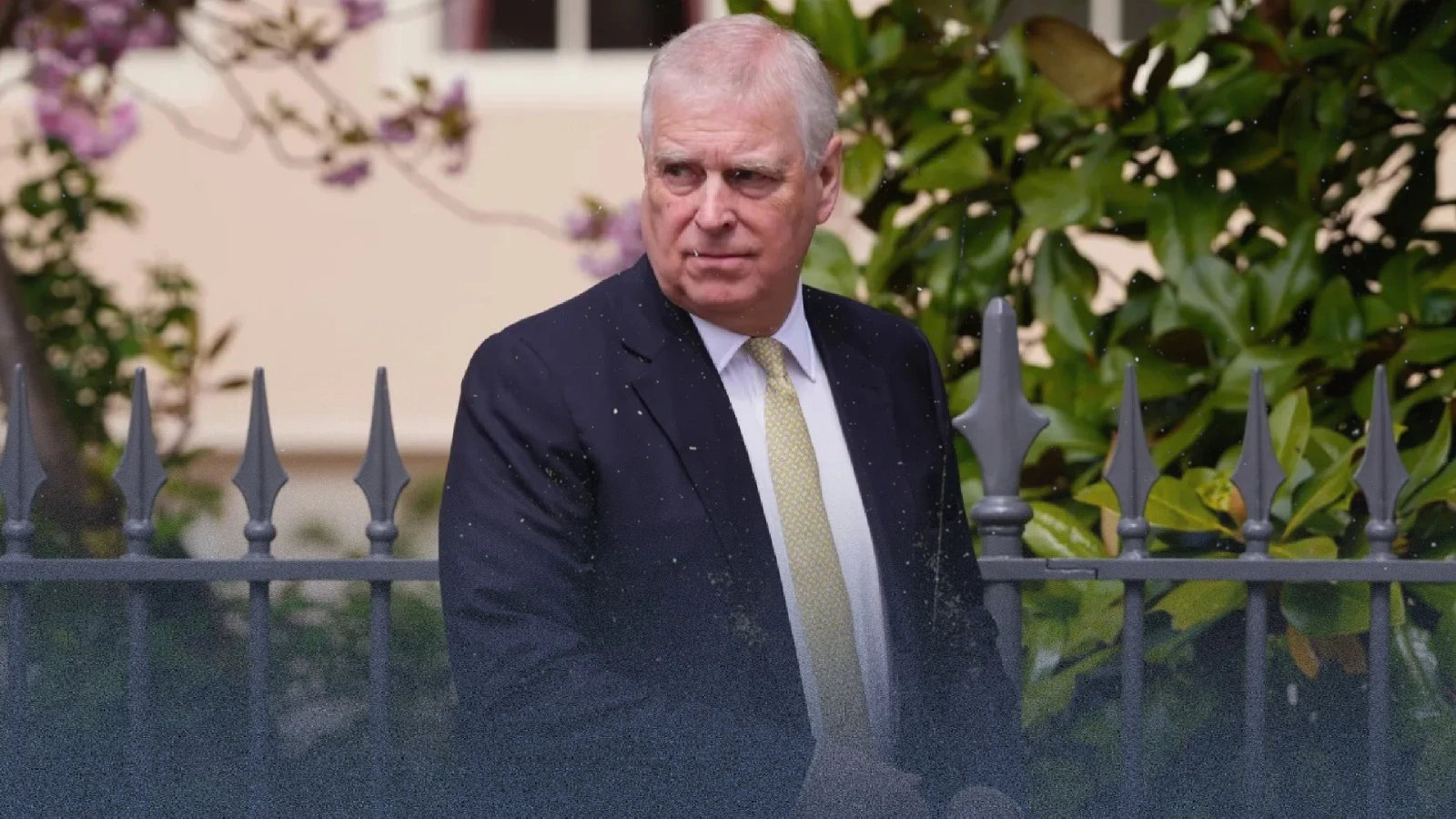 شبهات بشأن تسريب معلومات سرية لإبستين.. الأمن البريطاني يوقف الأمير السابق أندرو